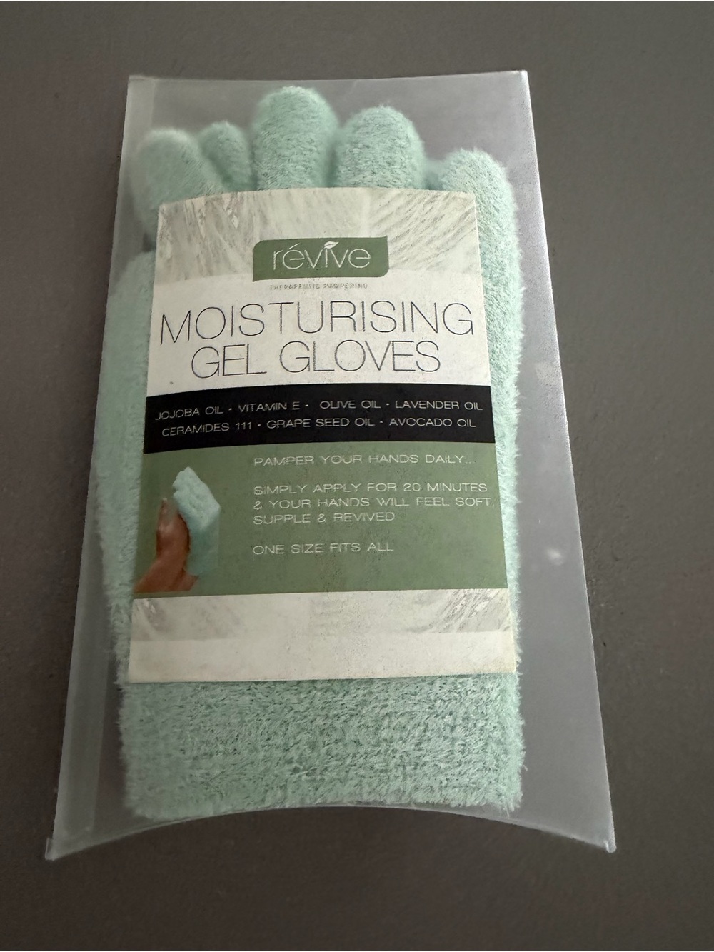 revive Moisturising Gel Gloves - Mint Green